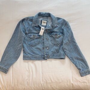 Abercrombie & Fitch cropped jean jacket - NWT, size XS
